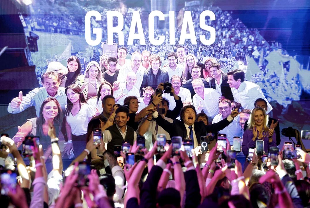 milei-descarto-convocar-a-kicillof-a-dialogar-y-congela-los-cambios-de-gabinete
