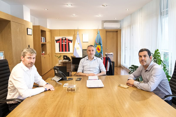 el-intendente-y-el-presidente-del-concejo-deliberante-se-reunieron-con-el-ministro-larroque