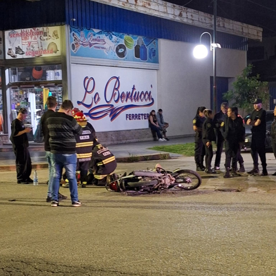 joven-en-estado-critico-tras-choque-entre-dos-motos