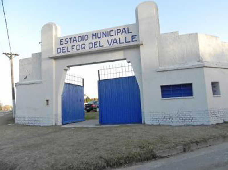 futbol-de-primera:-victorias-de-sarmiento,-tordillo-y-ever-ready