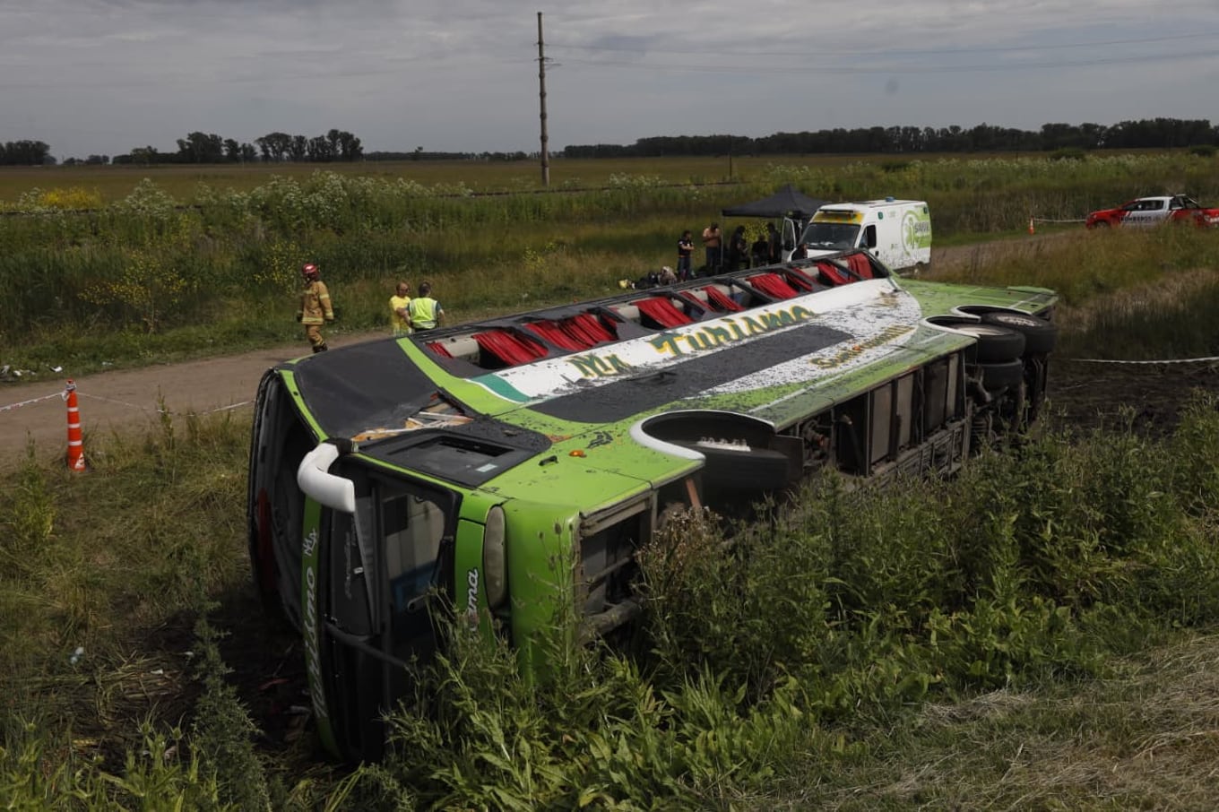 que-paso-en-la-ruta-2-con-el-accidente-del-micro-que-iba-a mar del plata