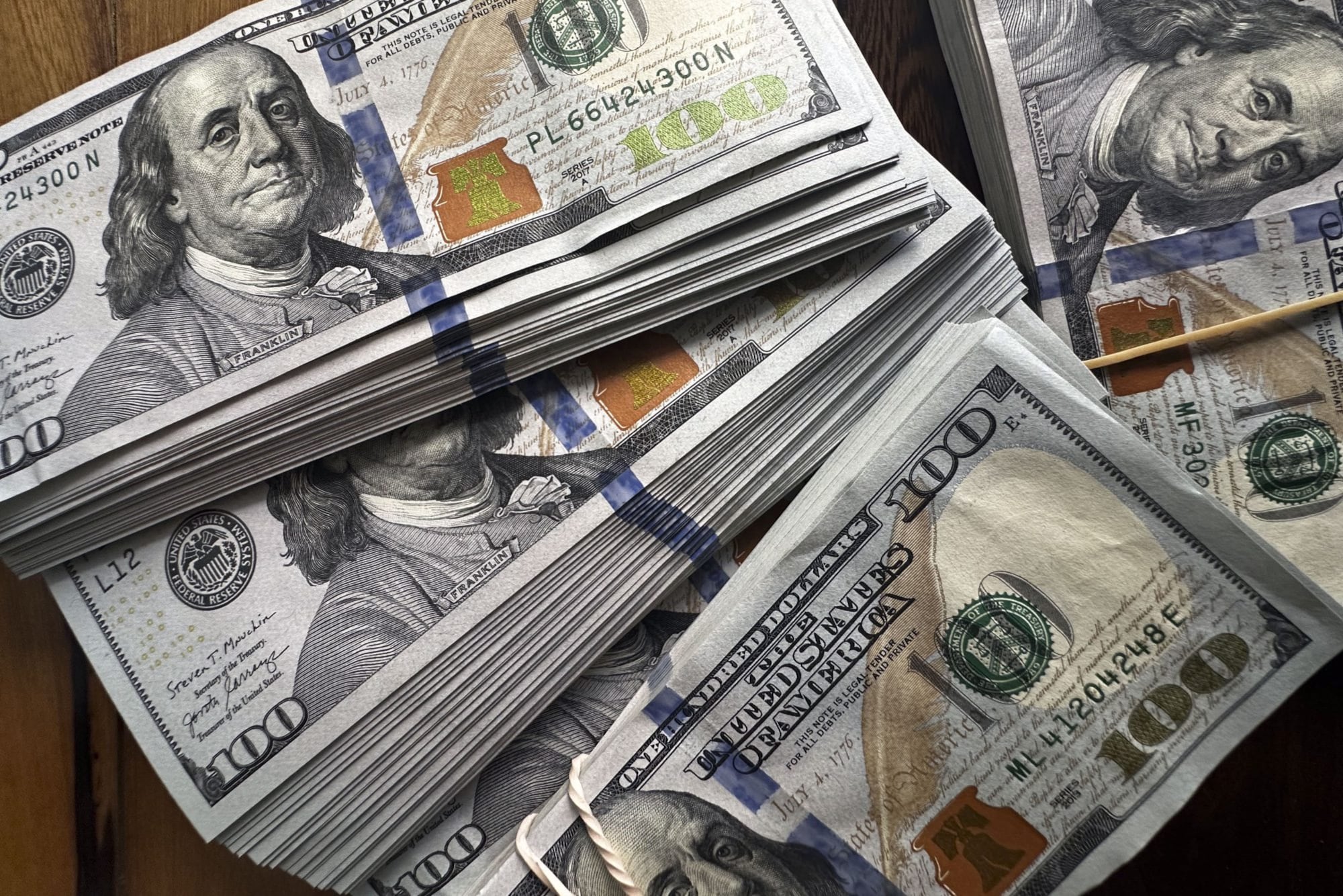 dolar-hoy,-dolar-blue-hoy:-a-cuanto-cotiza-este-jueves-27-de-noviembre