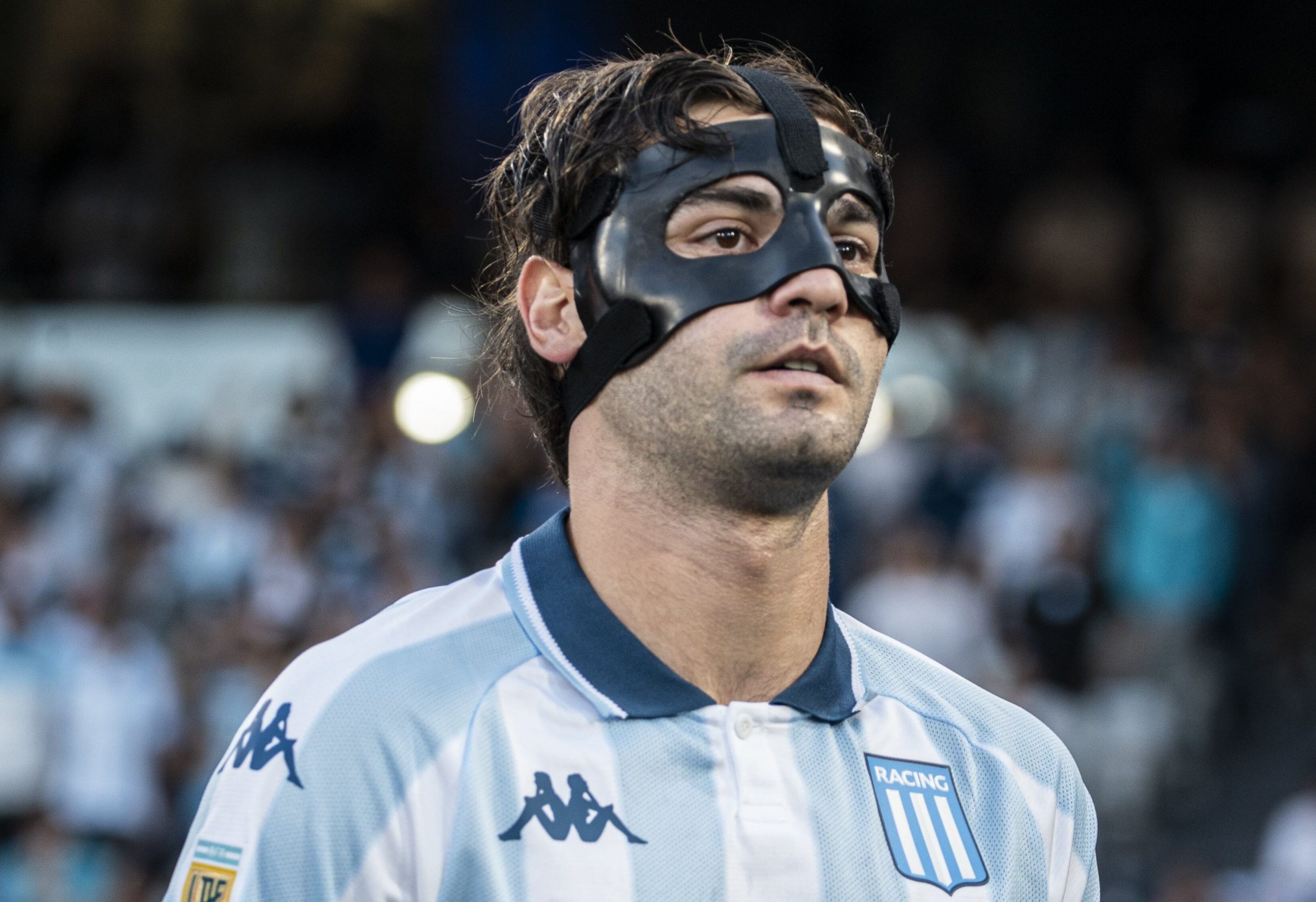 santiago-sosa,-de-tapado-de-costas-a-emblema-de-racing:-la-decision-de-terminar-los-estudios-y-el-futuro-como-dt