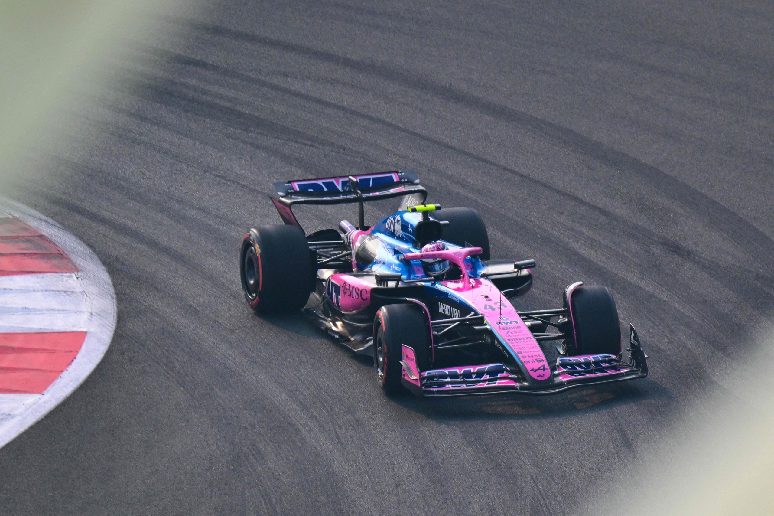 franco-colapinto,-en-vivo:-el-minuto-a-minuto-de-la-clasificacion-del-gp-de-abu-dhabi-de-formula-1