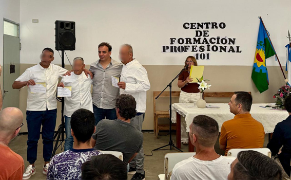 en-la-carcel-entregaron-certificados-por-capacitacion-en-oficios