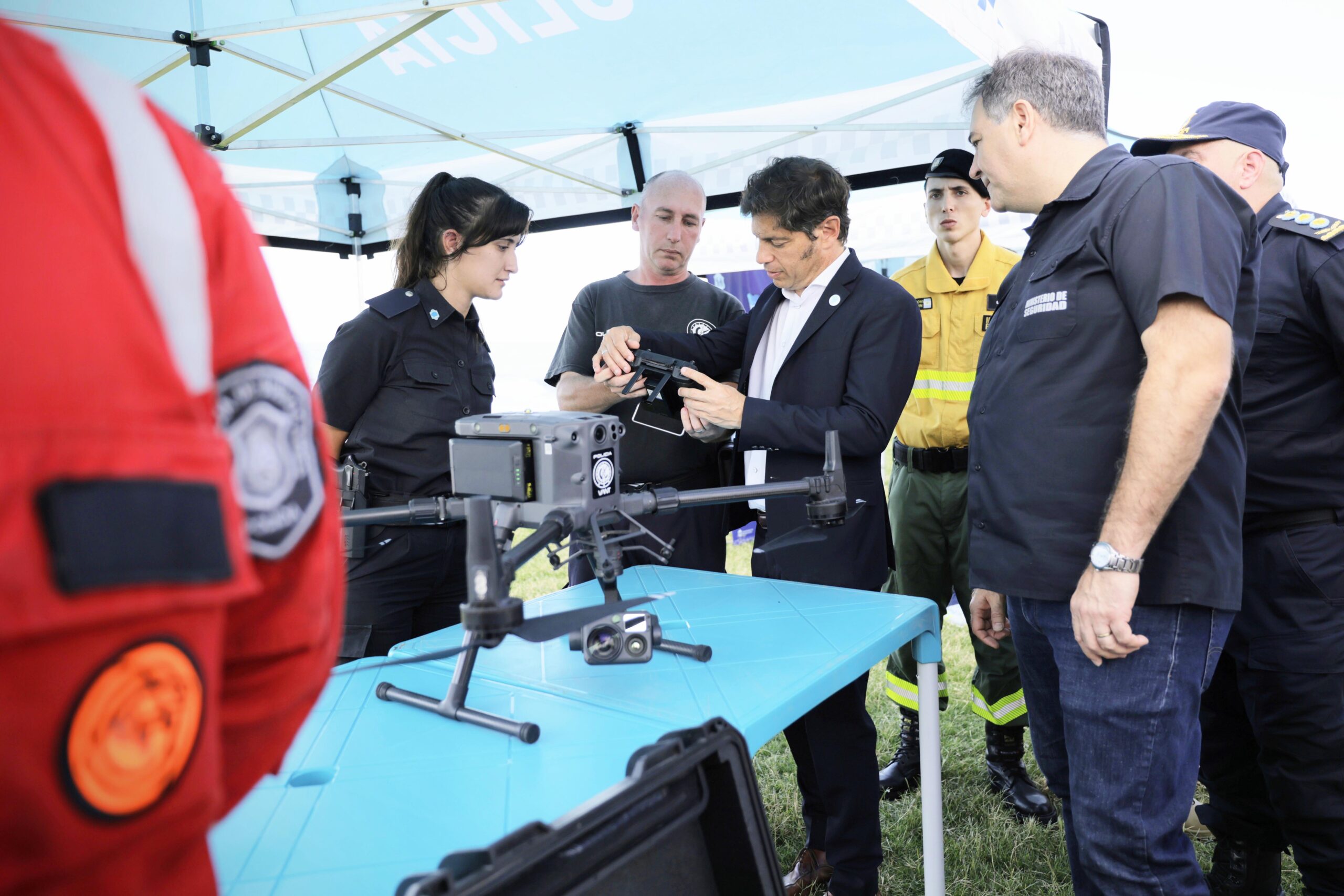 verano:-con-drones-detectaran-conductores-que-usen-celulares-o-no-lleven-cinturon