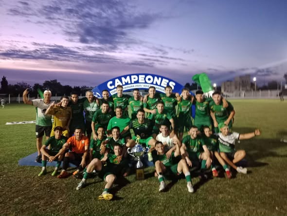 ferro-carril-oeste-festeja-la-doble-corona