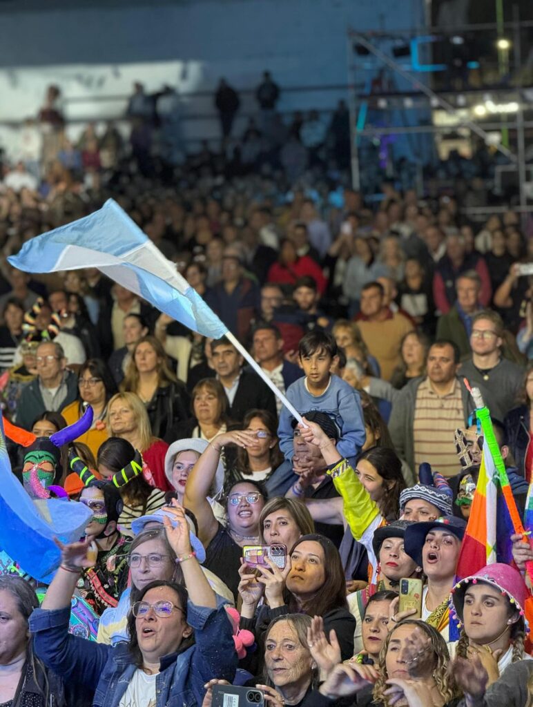 multitudinario-inicio-de-la-fiesta-nacional-de-la-guitarra