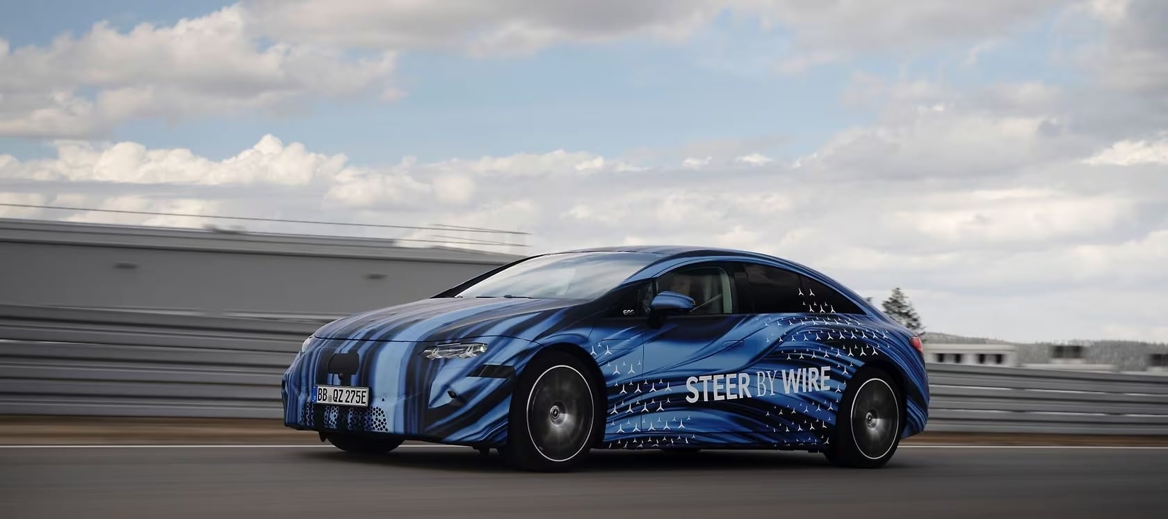 una-automotriz-adapta-uno-de-sus-nuevos-autos-para-dar-la-sensacion-“de-un-formula-1″