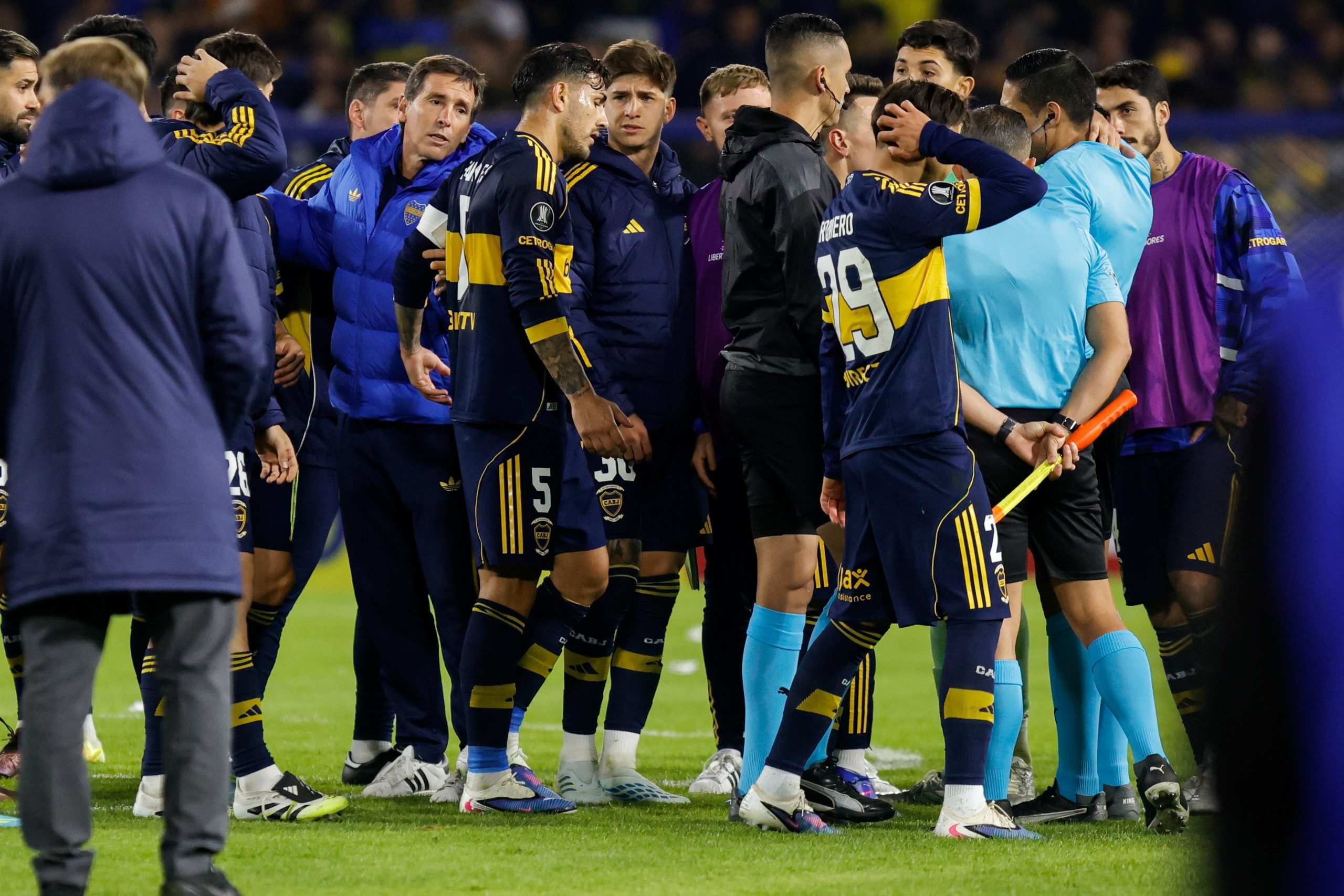 boca-empato-con-cruzeiro-en-una-noche-polemica-del-var-y-complico-su-clasificacion-en-la-copa-libertadores