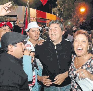 en-el-aeropuerto-de-bariloche:-detuvieron-a-un-exministro-rionegrino-condenado-por-sobresueldos