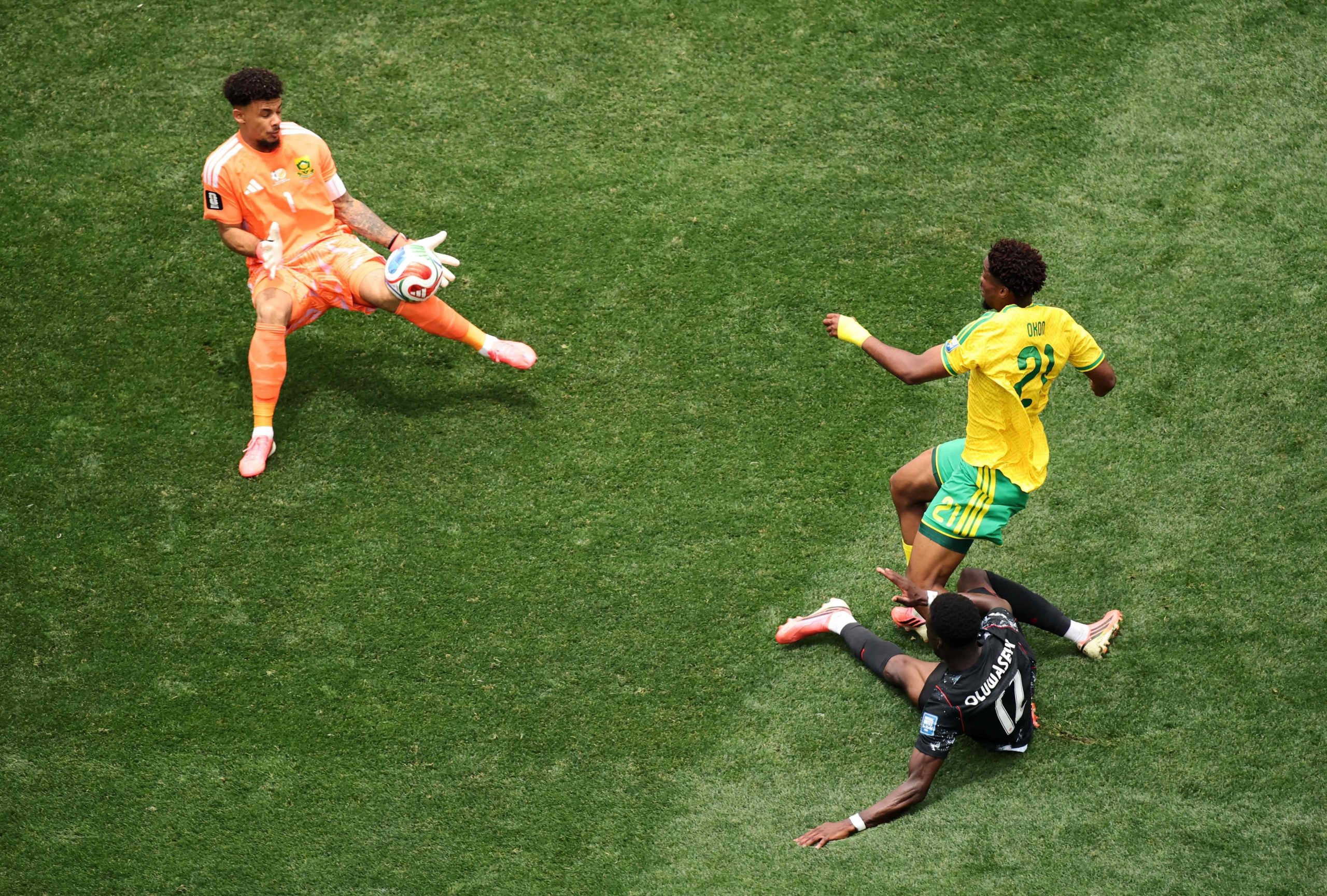 sudafrica-vs.-canada:-el-anfitrion-se-quedo-con-un-partido-muy-duro-en-una-de-las-ultimas-y-paso-a-octavos-de-final