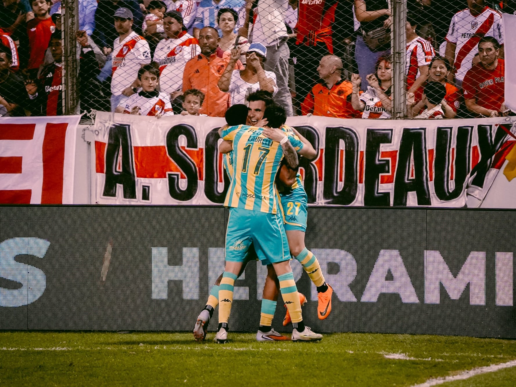 aldosivi-gano-por-3-1-a-river-y-lo-elimino-de-la-copa-argentina