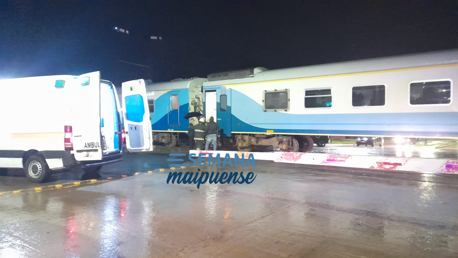 ragedia-en-maipu:-un-tren-embistio-a-un-automovil-y-hay-un-fallecido