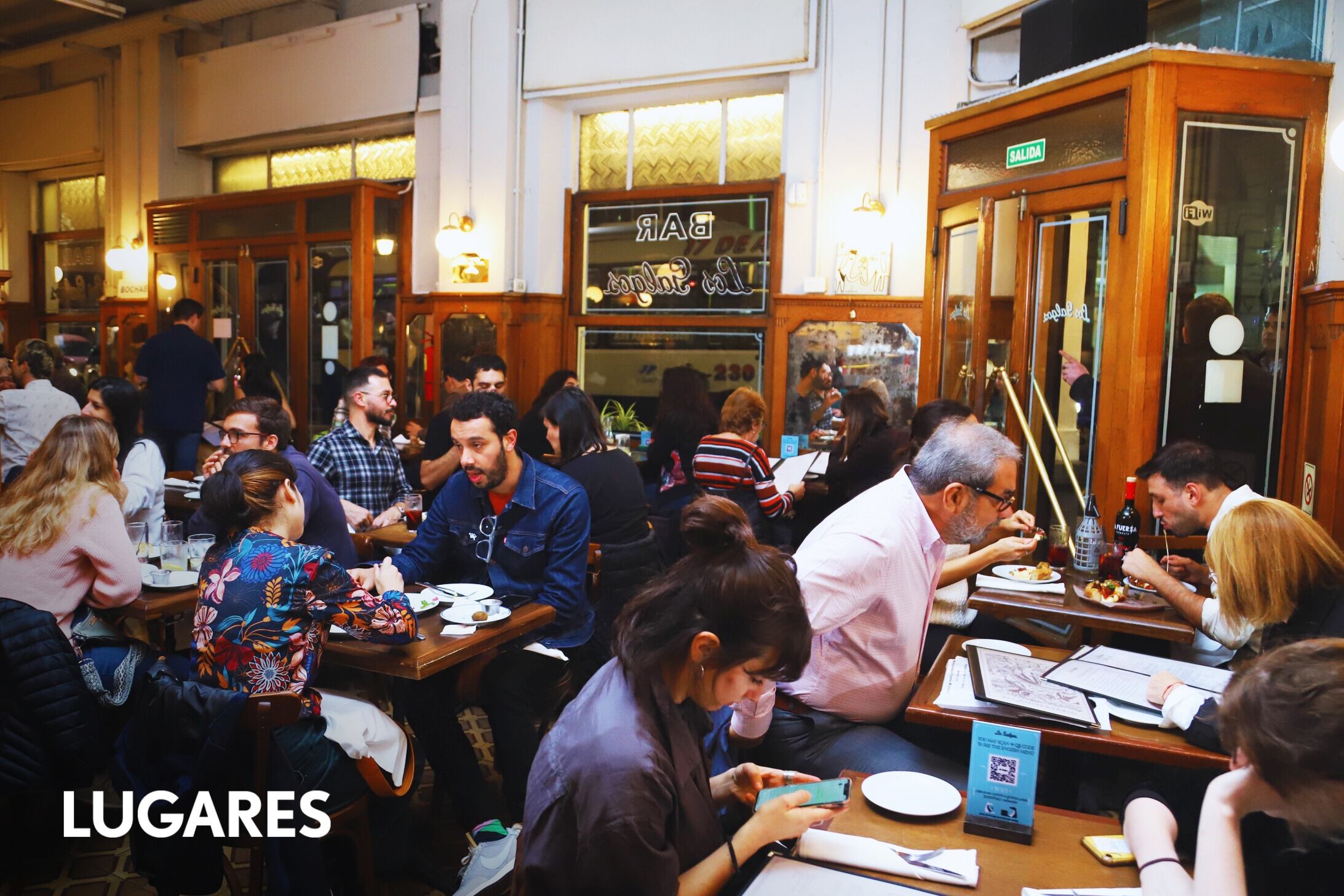 avenida-corrientes:-donde-comer-antes-o-despues-del-teatro-para-no-caer-en-la-clasica-pizza